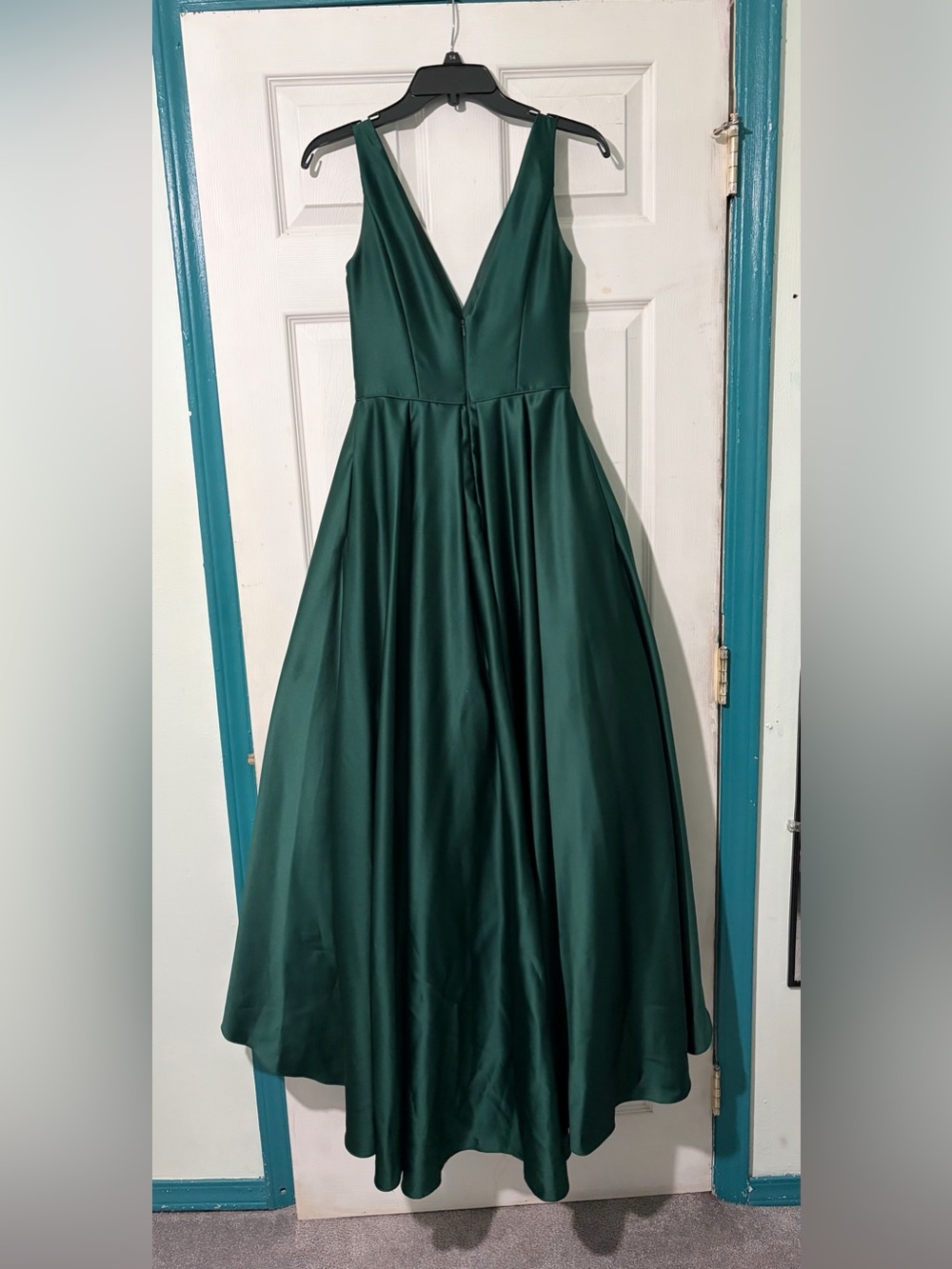 Betsy & Adam Emerald Green Satin V-Neck Maxi Dress - Picture 2 of 2